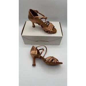 New With Box BD Dance Women's Latin Rhythm Dance Shoes US Size 5.5 3"heel